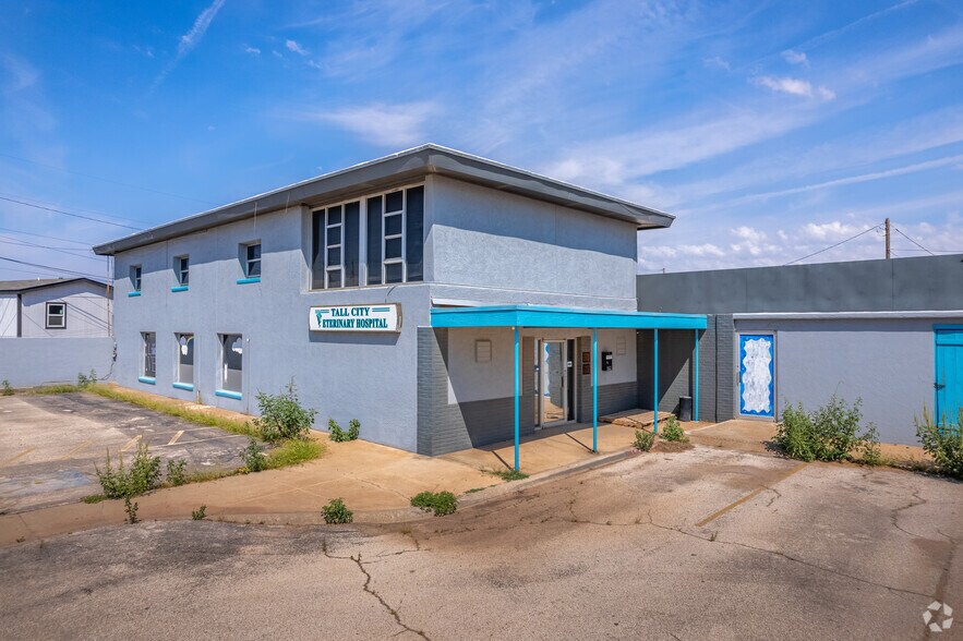 More Photos Of 4606 W Wall St, Midland Flex For Sale