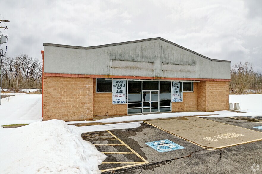 More Photos Of 24 State Rt, Lyons Freestanding For Lease