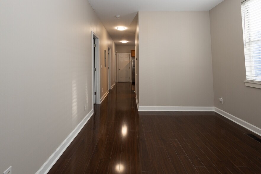 More Photos Of 783 Meeting St, Charleston Office For Lease