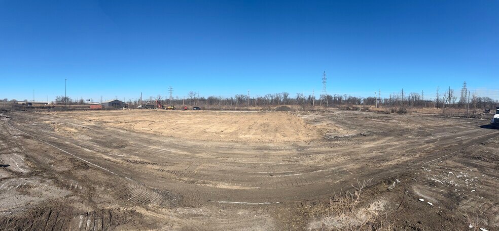 More Photos Of 3030 8th ave, Gary Land For Lease