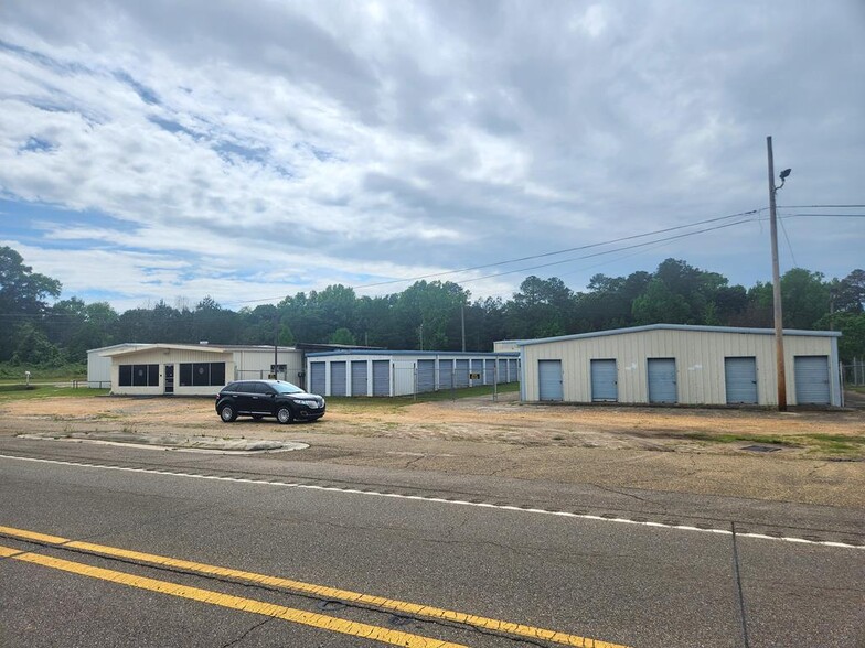 Primary Photo Of 7829 U S Highway 11, Lumberton Self Storage For Sale