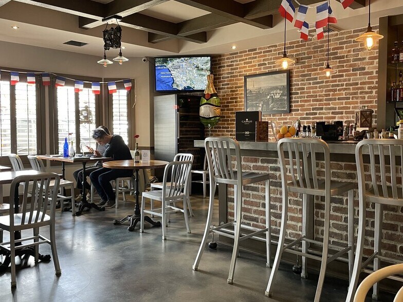 More Photos Of 1386-1388 Westwood Blvd, Los Angeles Storefront Retail Office For Sale