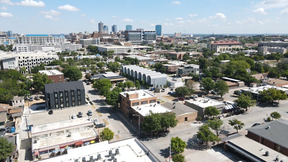 More Photos Of 1412 W Magnolia Ave, Fort Worth Loft Creative Space For Lease