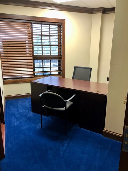 More Photos Of 5925 Farrington Rd, Chapel Hill Office For Lease