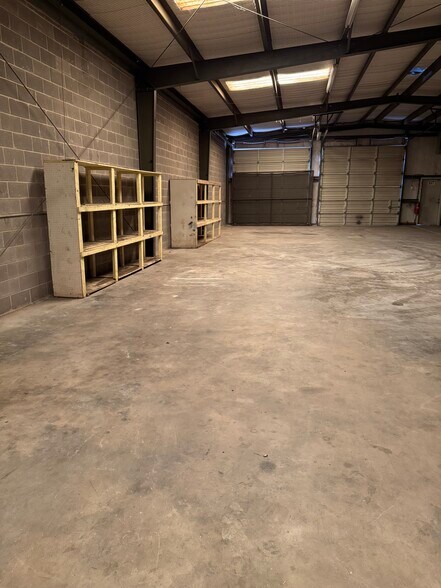 More Photos Of 2301 Oak St, Abilene Unknown For Lease