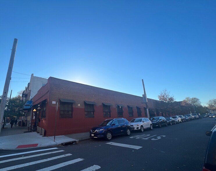 More Photos Of 3802 61st St, Woodside Supermarket For Sale