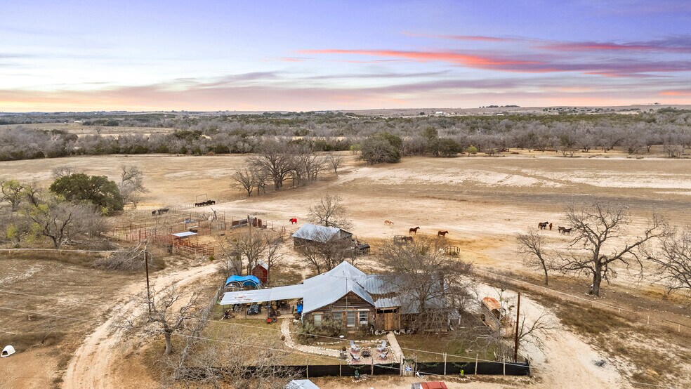More Photos Of 1274 County Road 2806, Lampasas Land For Sale