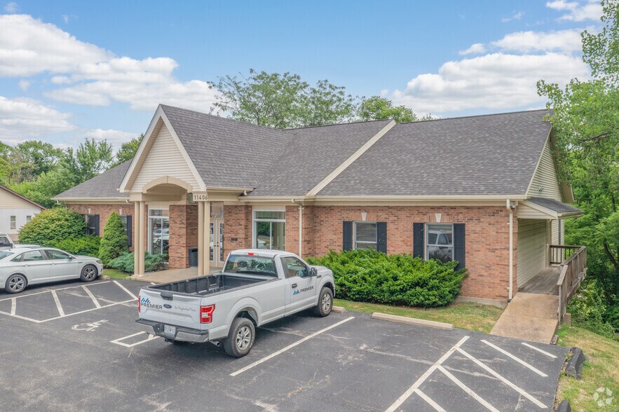 More Photos Of 11406 Gravois Rd, Saint Louis Office For Lease