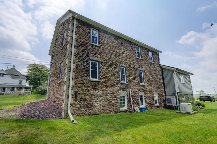 More Photos Of 4495 W Henrietta Rd, Henrietta Office For Sale