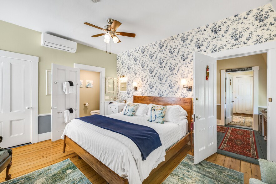 More Photos Of 1861 Main St, Brewster Hospitality For Sale