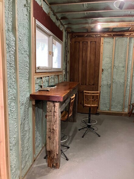 More Photos Of 2985 Mill Pl, Sauquoit Manufacturing For Sale