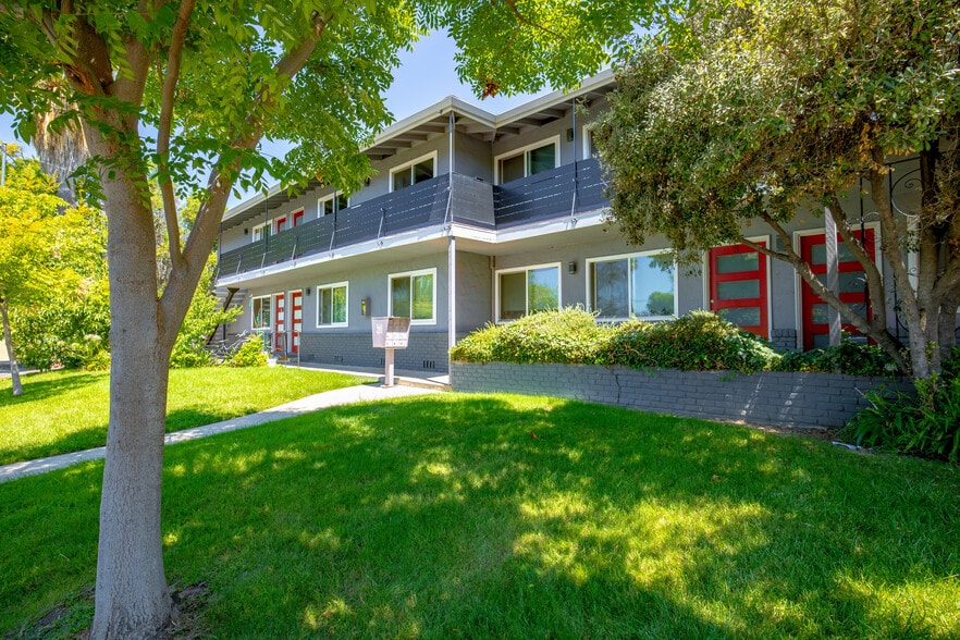 Primary Photo Of 430 Dunster Dr, Campbell Apartments For Sale