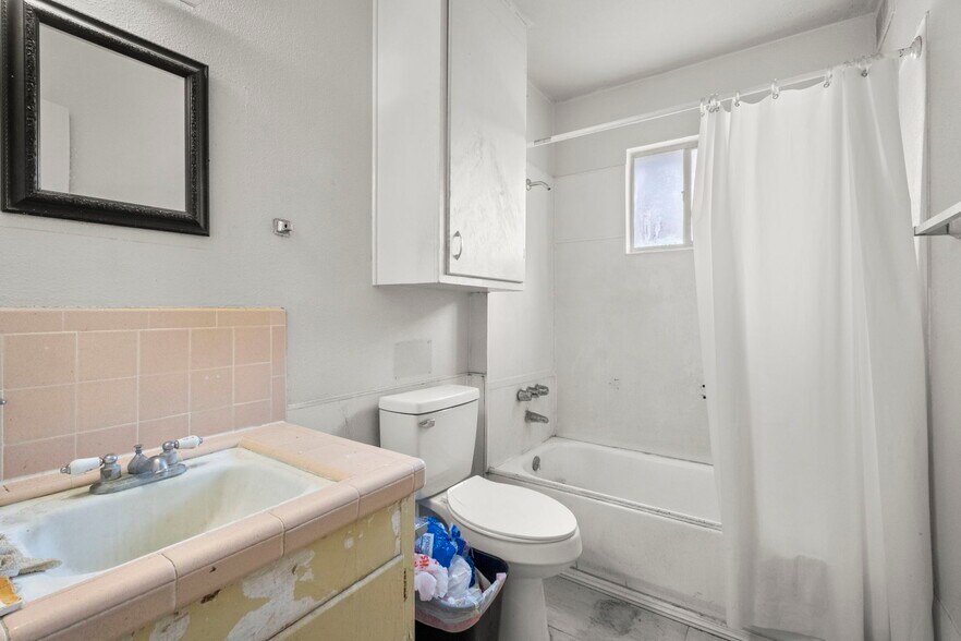 More Photos Of 110 Mary Louise Dr, San Antonio Apartments For Sale