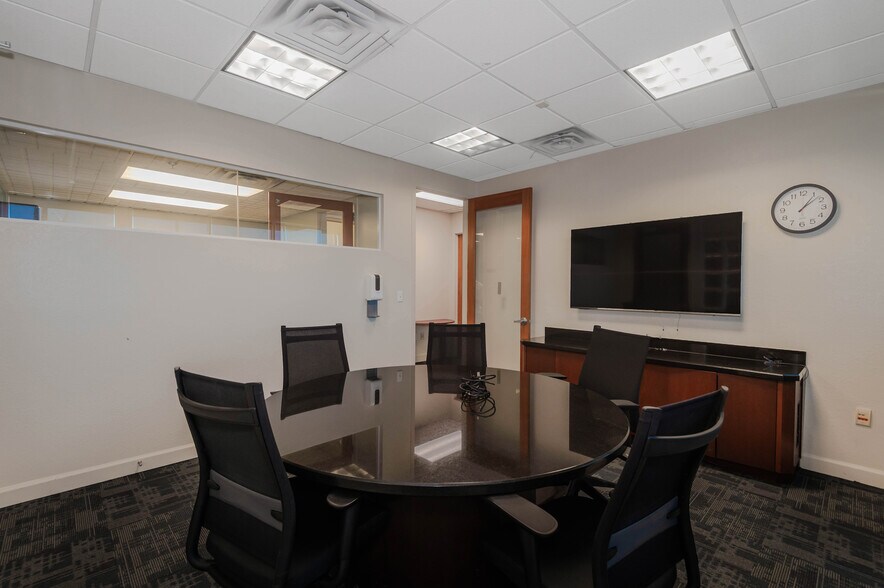 More Photos Of 3001 N 29th Ave, Hollywood Unknown For Lease