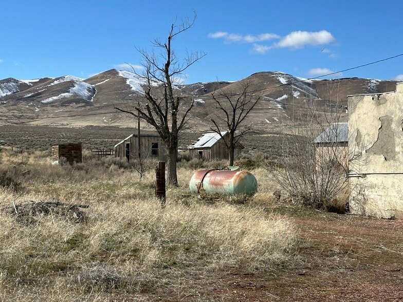 More Photos Of 5975 US Highway 95, Winnemucca Trailer Camper Park For Sale