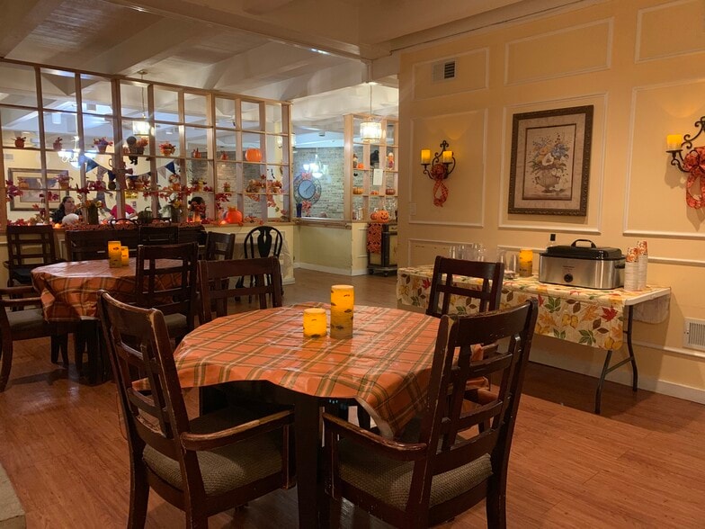 More Photos Of 4220 Saw Mill Run Blvd, Pittsburgh Assisted Living For Sale