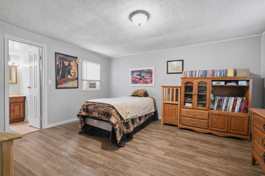 More Photos Of 601 S Walnut St, New Castle Apartments For Sale