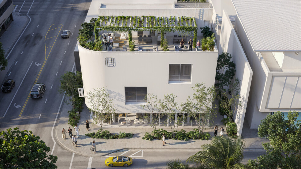 More Photos Of 15 NE 41st St, Miami General Retail For Lease
