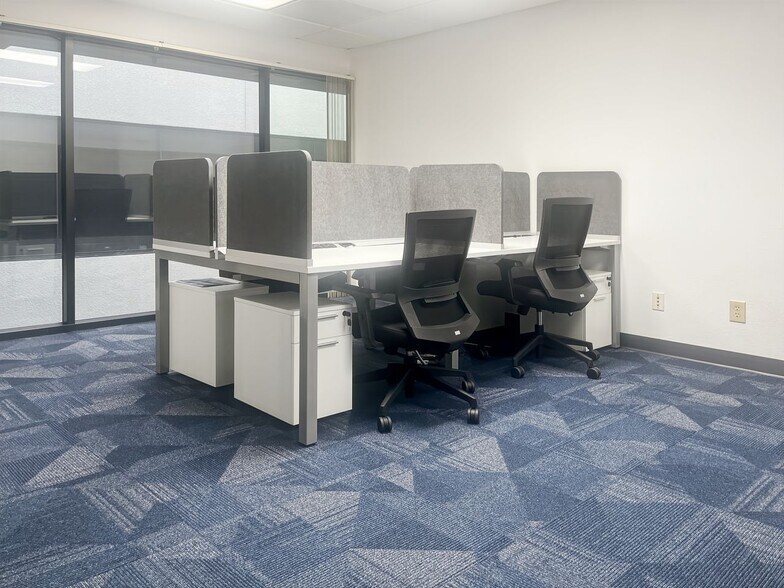 More Photos Of 1690 W Shaw Ave, Fresno Coworking Space