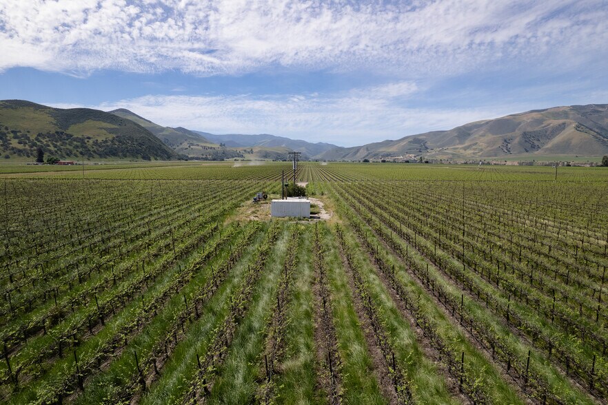 More Photos Of Elm Ave, Greenfield Land For Sale