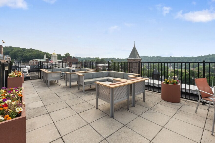 More Photos Of 30 Cattano Ave, Morristown Apartments For Lease