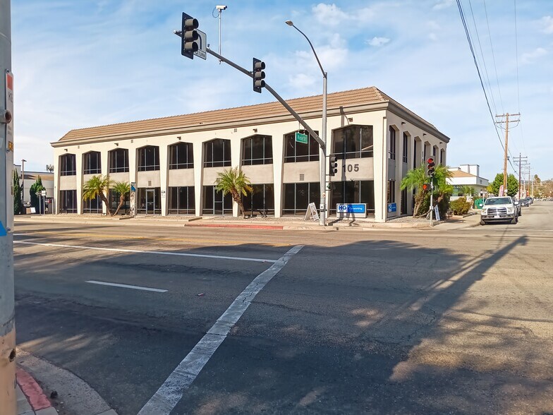 More Photos Of 105 N Rose St, Escondido Coworking Space