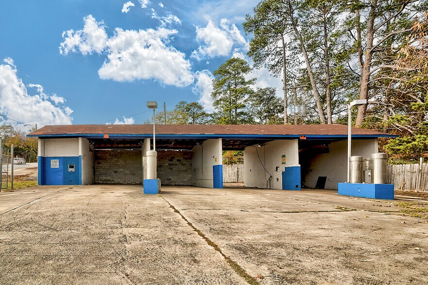 More Photos Of 2321 - 1 Marshall St, Columbia Carwash For Sale