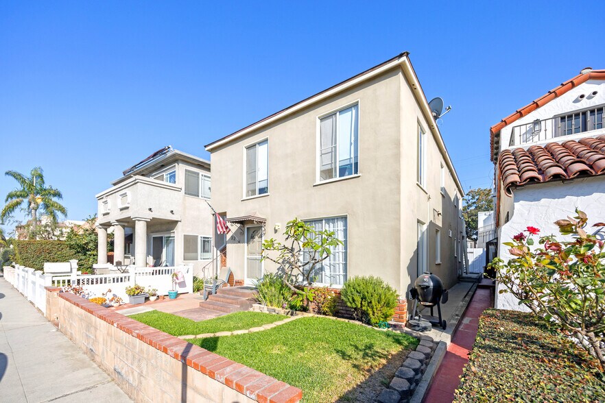 More Photos Of 32 La Verne Ave, Long Beach Apartments For Sale