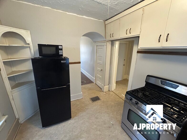 More Photos Of 1118 W 8th St, Sioux Falls Multifamily For Sale