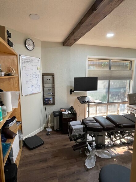 More Photos Of 2036 N Cole Rd, Boise Office For Lease