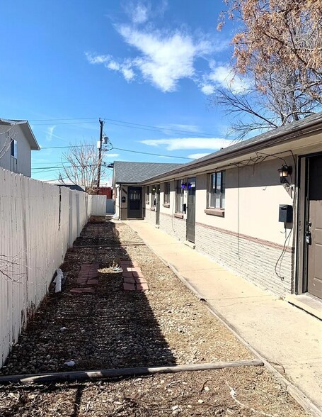 Primary Photo Of 1143 Akron St, Aurora Apartments For Sale