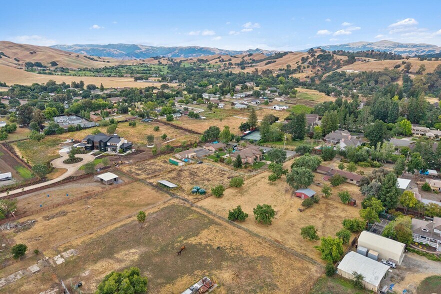 More Photos Of 744 Mockingbird Ln, Pleasanton Land For Sale