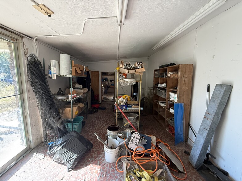 More Photos Of 622 S Main St, LaFayette Storefront Retail Residential For Sale