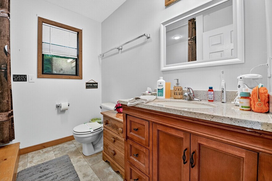 More Photos Of 77 Alpine Way, Blairsville Hotel For Sale