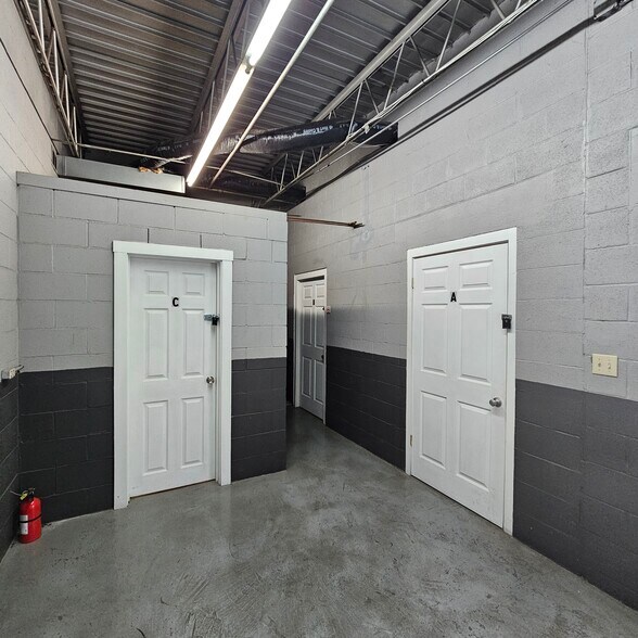 More Photos Of 660 David Ave, Danville Warehouse For Sale