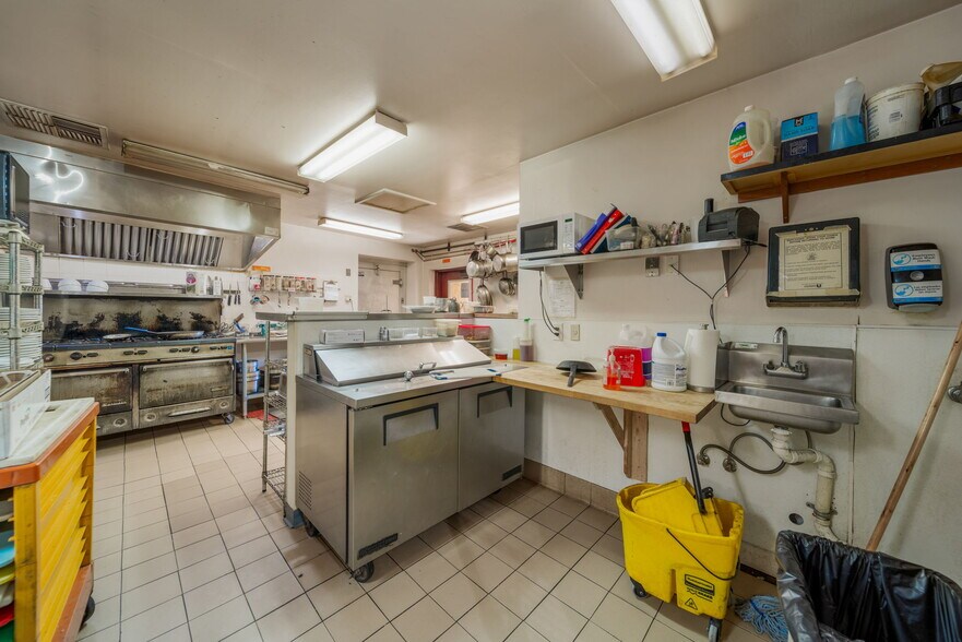 More Photos Of 4 County Road 124, Hesperus Restaurant For Sale