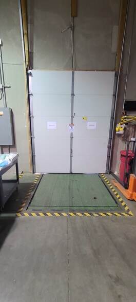 More Photos Of 2400 Pilot Knob Rd, Mendota Heights Light Manufacturing For Lease