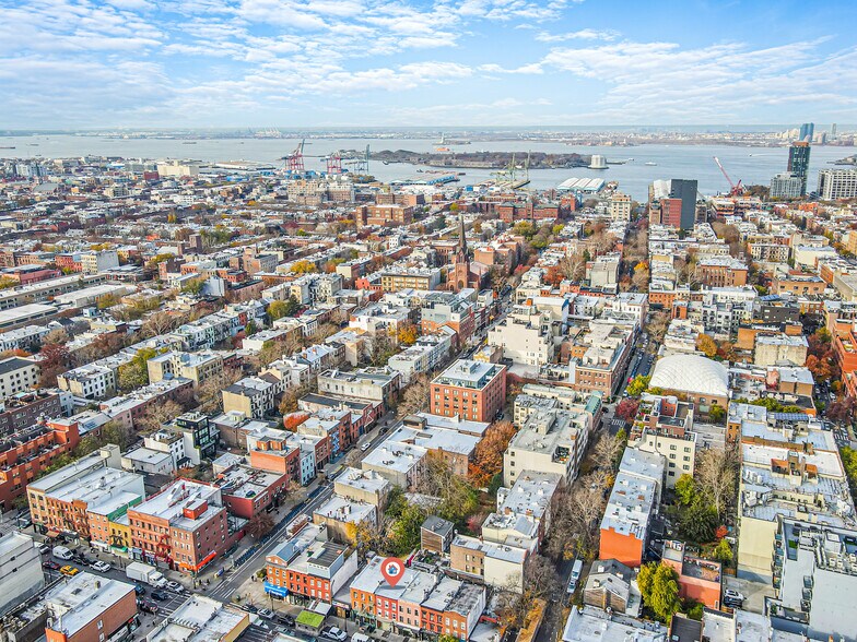 More Photos Of 136 Smith St, Brooklyn Storefront Retail Residential For Lease