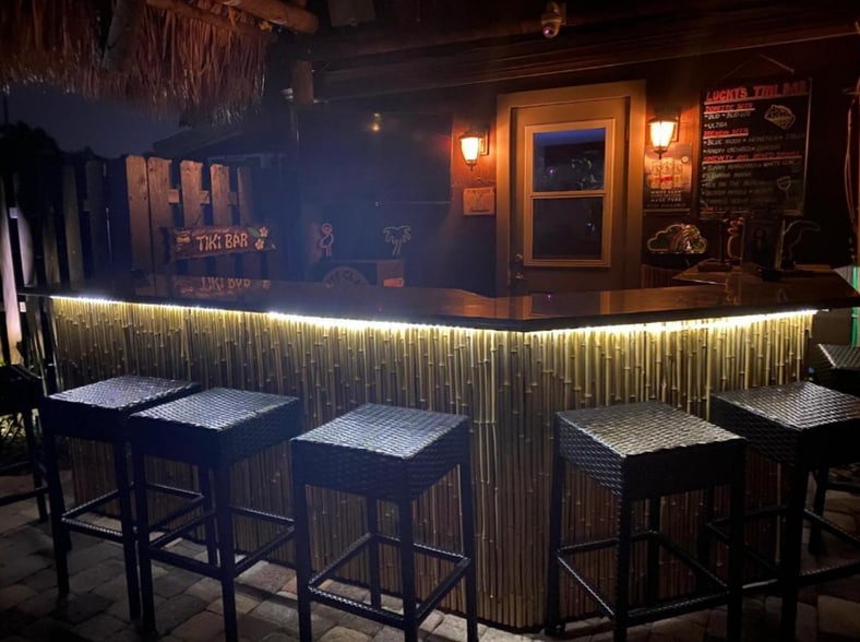 More Photos Of 2133-2209 NE 26th St, Wilton Manors Hotel For Sale