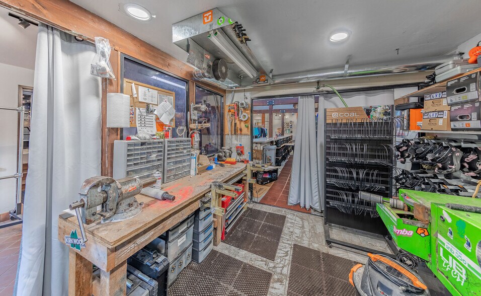 More Photos Of 3542 Lake Tahoe Blvd, South Lake Tahoe Restaurant For Sale