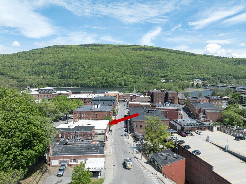 More Photos Of 69 Elliot St, Brattleboro Storefront Retail Residential For Sale