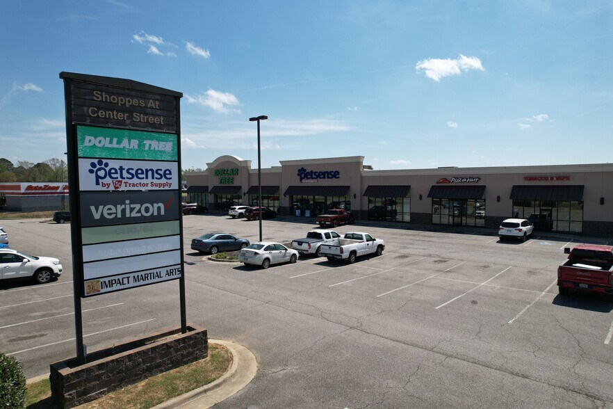 More Photos Of 2031 W Center St, Beebe Unknown For Lease