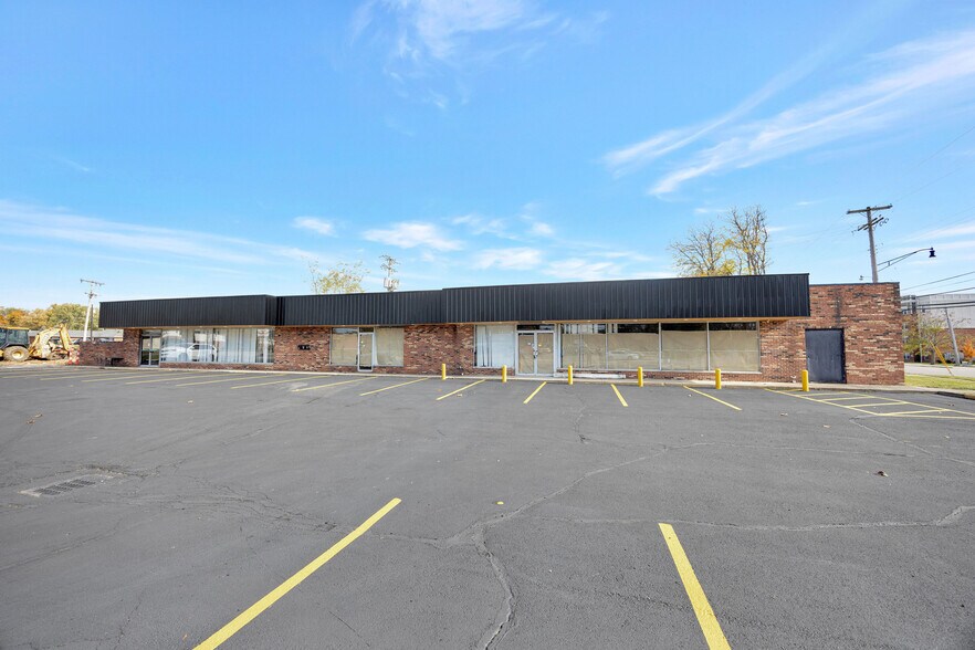 More Photos Of 3-7 Stuckhardt Rd, Trotwood Storefront Retail Office For Sale