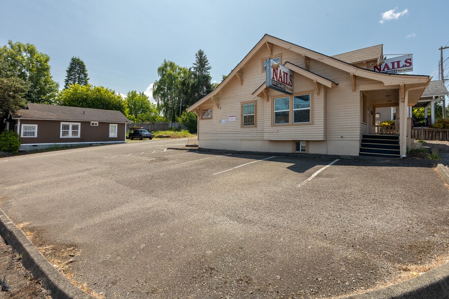 More Photos Of 3606 S 12th St, Tacoma Freestanding For Sale