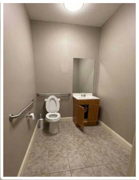 More Photos Of 12009 W Highway 290, Austin Unknown For Lease