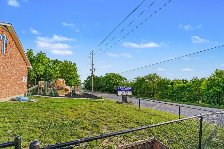 More Photos Of 303 N US Highway 169, Smithville Religious Facility For Sale