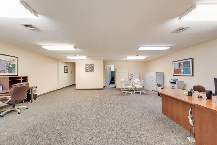 More Photos Of 901 Waterfall Way, Richardson Office For Lease