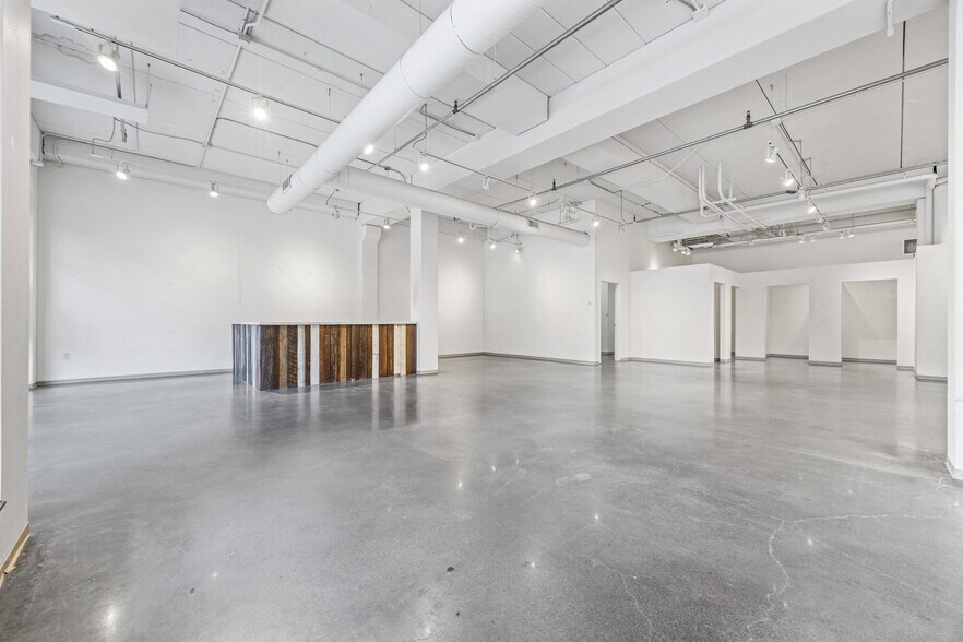 More Photos Of 300 N Broadway Ave, Fargo Loft Creative Space For Sale