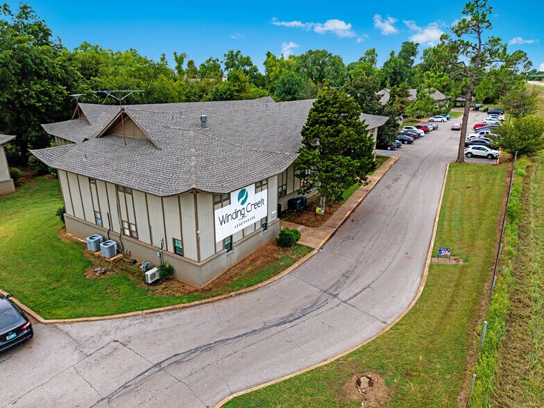 More Photos Of 3000 S 9th St, Chickasha Apartments For Sale