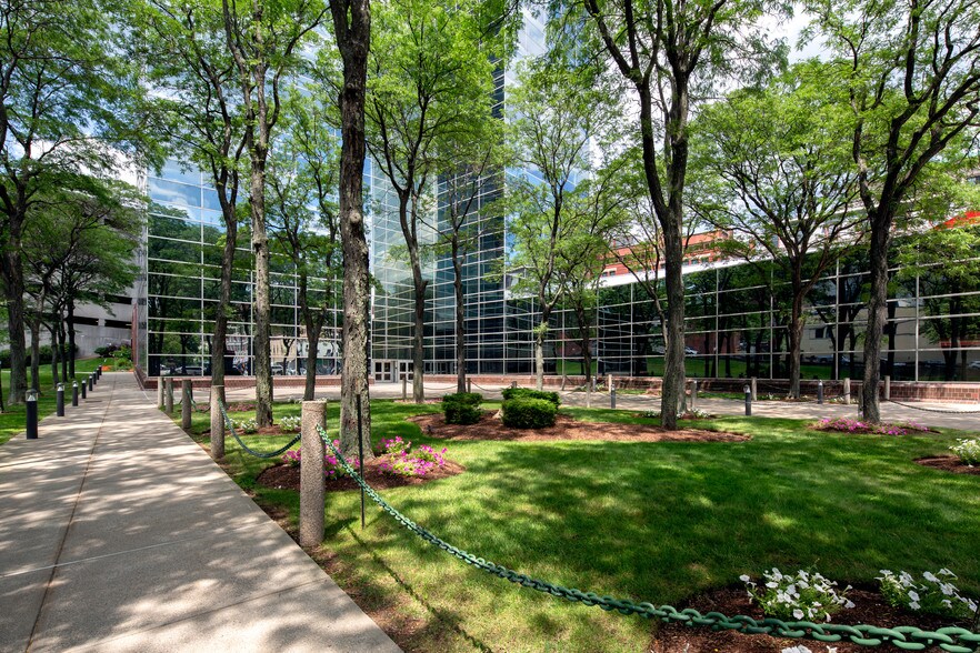 More Photos Of 446 Main St, Worcester Office For Lease